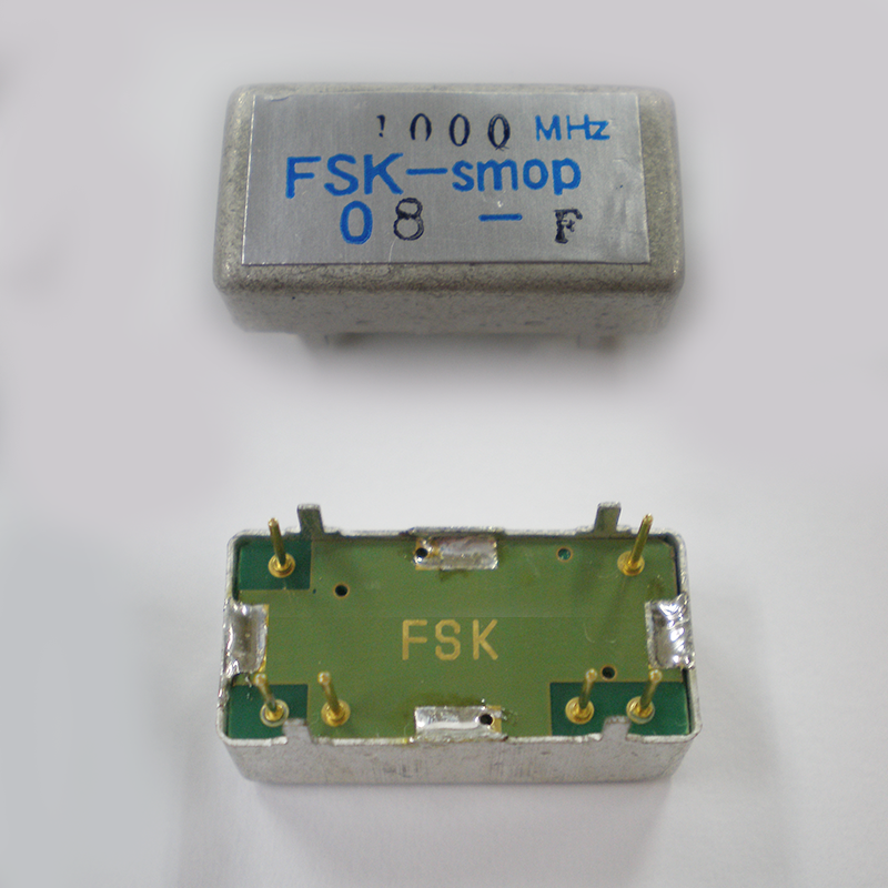 SMOP-VCO（電圧制御発振器）